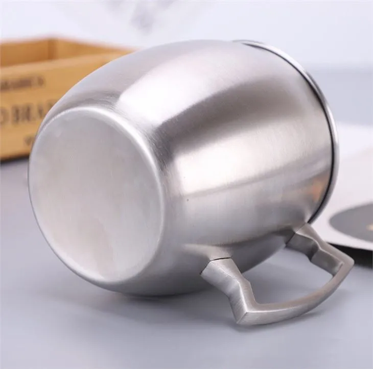 Căni de ciorchine de argint